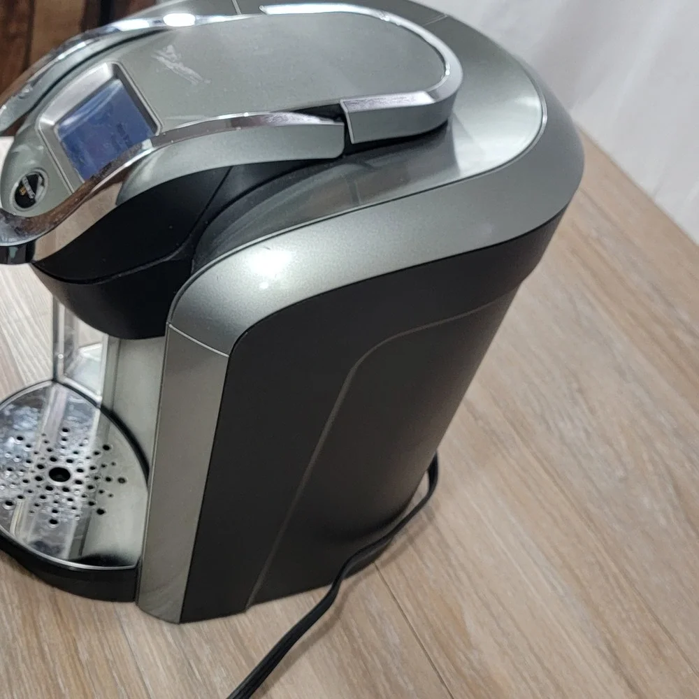 Keurig 2.0 K500 Coffee Maker Charcoal Gray K2.0-500 Pod Brewer Touch Screen